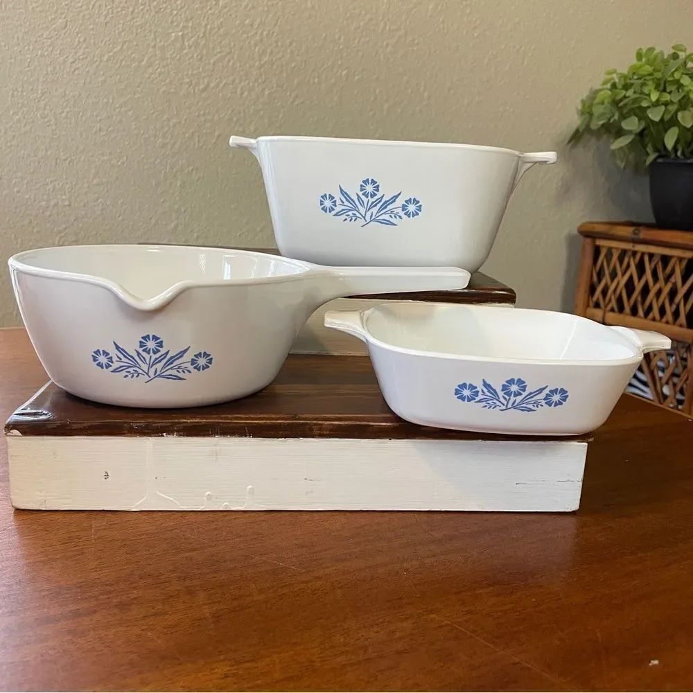 Vintage Set of 3 Corningware Blue Corn Flower pattern Casserole Baking Dishes